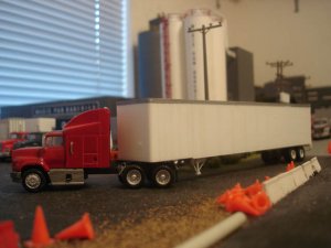 Knight Transportation Ford Aeromax.jpg