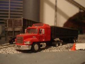 Mack CH 603.jpg