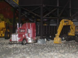 Peterbilt 359.jpg