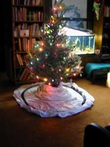 xmas tree 1 sm.jpg