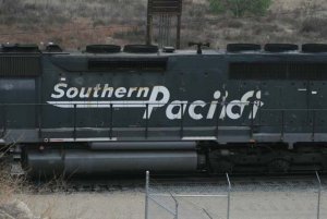 UP 2746 SD40M-2.jpg