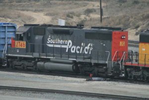 UP 2746 SD40M-2 pic 2.jpg