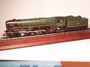 tri-ang br #70000 britannia.jpg