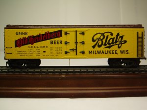 Fleischmann 40' Reefer Blatz Beer 9-2-05 004.jpg