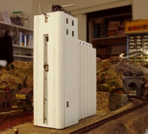 Silo1.jpg