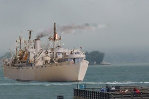 SternViewPassingAlcatraz.jpg
