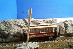 trolley3.jpg