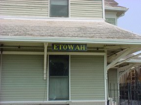 Etowastationthegauge.jpg
