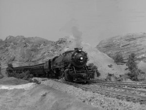 SP Heavy Steamer B&W .jpg