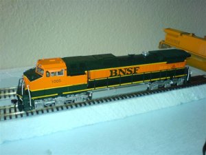 bnsf1005_01.JPG