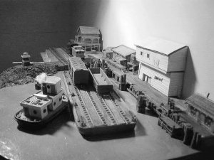 v l b&w.jpg