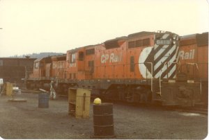 e&n locos pt1 b 20% shrunk.jpg