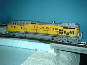up9834_02.JPG