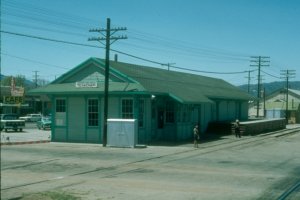 Tehachapi-CA1.jpg