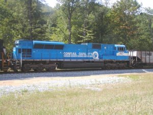 7211 sd80 mac at winber-8-26-08.jpg