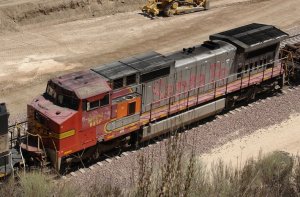 bnsf898_080207_summit_01.jpg