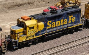 bnsf2595_080207_summit_01.jpg