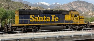 bnsf6736_040408_bluecut_01.jpg