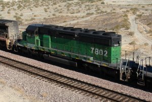 bnsf7802_090206_needles_01.jpg