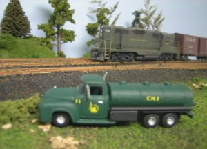 ho cars 002.jpg