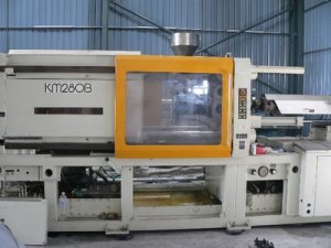 Kawaguchi_Plastic_Injection_Molding_Machine.jpg