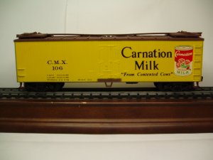Walt reefer 40' Carnation Milk CMX 106 (X-TM).jpg