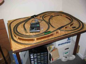 tracks2.jpg