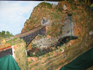 trainshow 035-sm.jpg