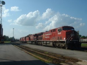 ac4400smithsfalls08aug03.jpg
