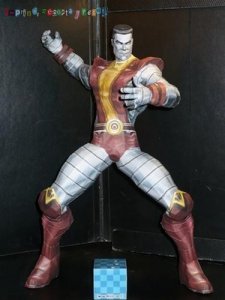 Coloso Papercraft.jpeg
