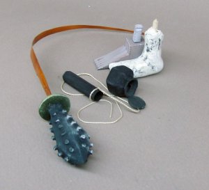 z013-props-03.jpg