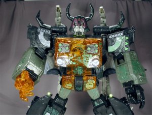 unicron-waistup-full.jpg