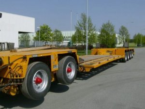 MAN-TGA 8x4 Goldhofer 2.jpg