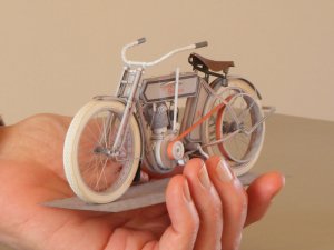 hand01.jpg