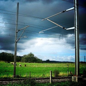 600px-Overhead_lines,_Puidoux.jpg