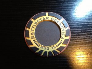 Emblême Battlestar galactica en relief 011.jpg