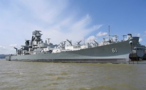 uss-iowa_99303.jpg