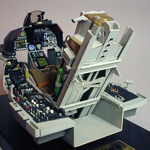 F16 Cockpit (1)