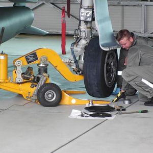 Changing wheels Eurofighter