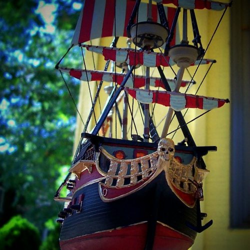 Revell Jolly Roger Ship - Plastic Model