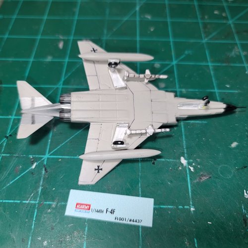 F-4F45.jpg